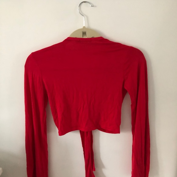 Red front tie up top - Picture 2 of 2